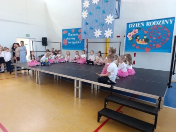 503611518_1275219617940183_1419123503756138536_n