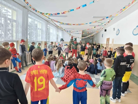 Bal karnawałowy- oddział przedszkolny i klasy I-III